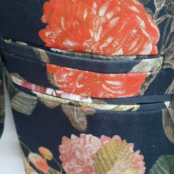 Jacket - Picture 4 of 12